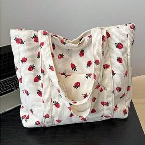 Strawberry tote bag 🍓💕